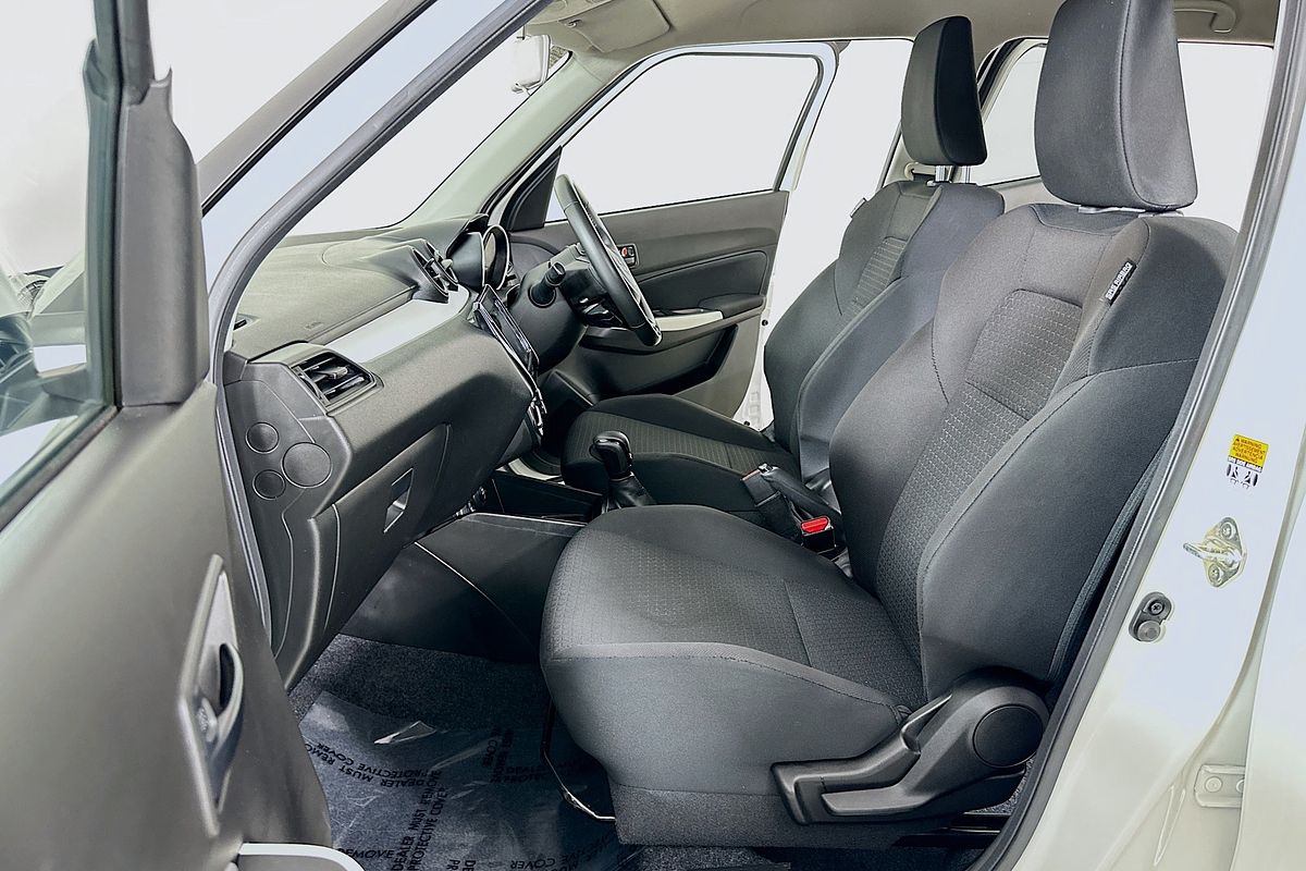 2023 Suzuki SWIFT GL NAVI AZ SERIES II