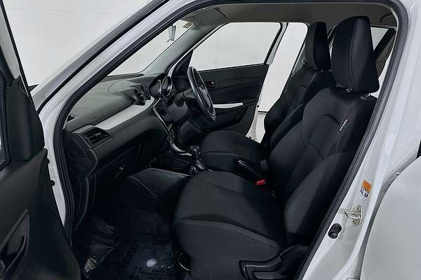 2023 Suzuki SWIFT GL NAVI AZ SERIES II