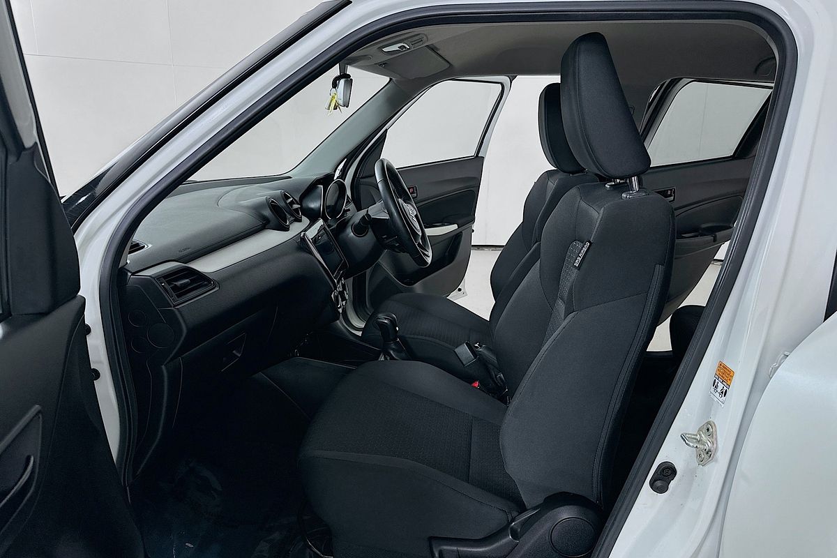 2023 Suzuki SWIFT GL NAVI AZ SERIES II