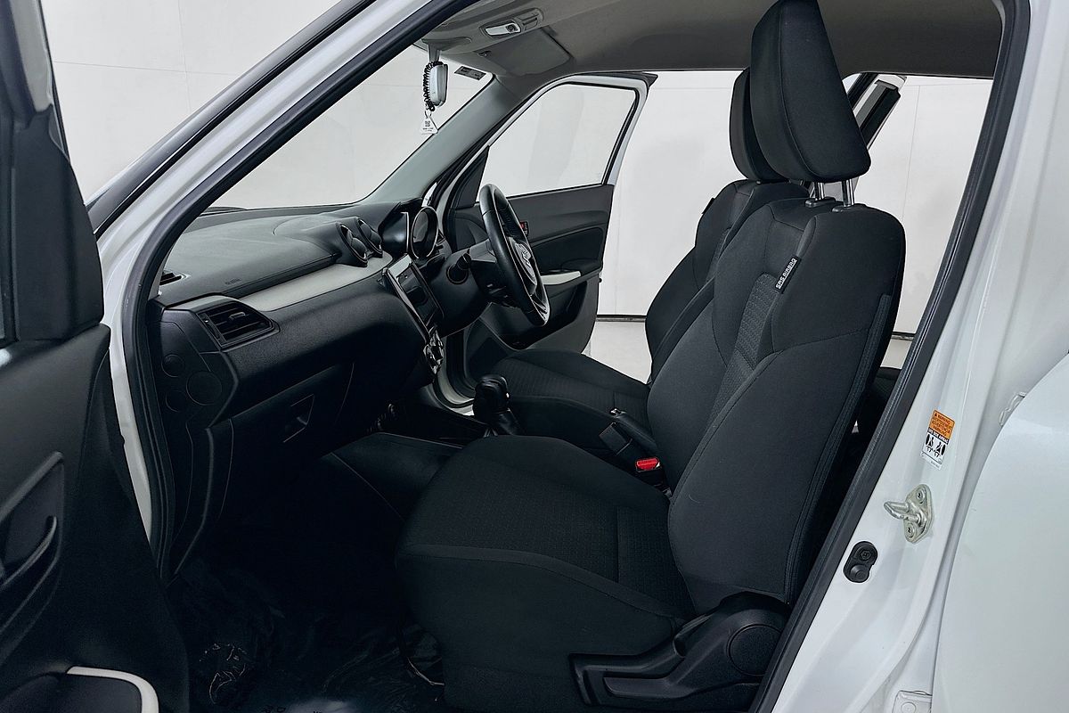 2020 Suzuki SWIFT GL NAVI AZ SERIES II