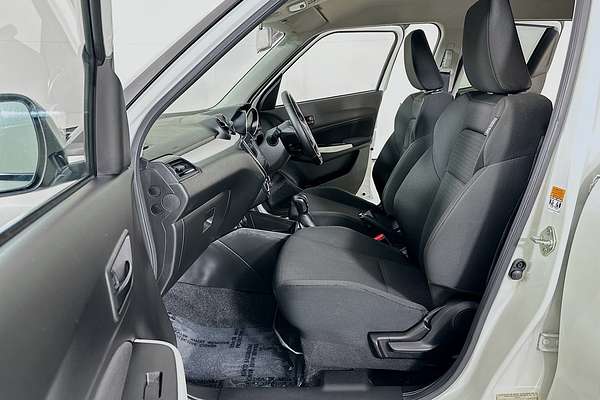 2020 Suzuki SWIFT GL NAVI AZ SERIES II