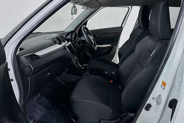 2023 Suzuki SWIFT GL NAVI AZ SERIES II