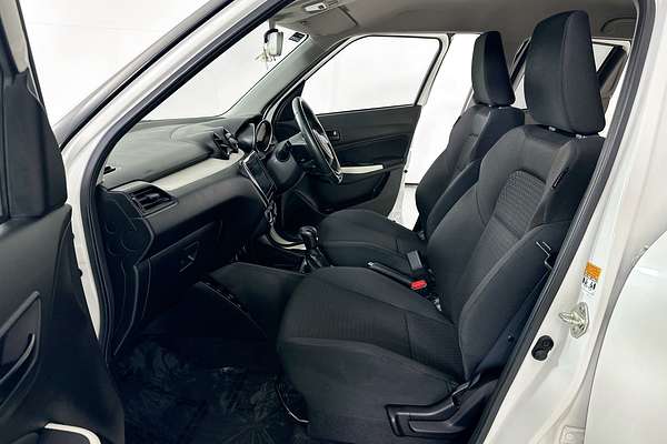 2023 Suzuki SWIFT GL NAVI AZ SERIES II