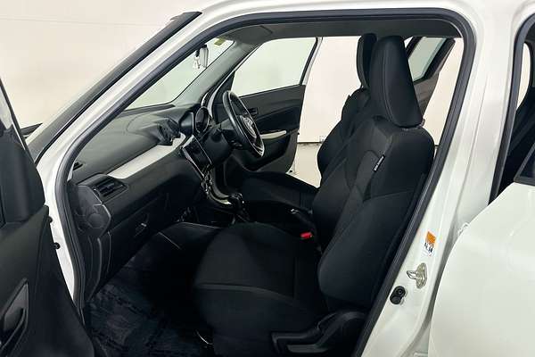 2023 Suzuki SWIFT GL NAVI AZ SERIES II