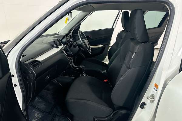 2023 Suzuki SWIFT GL NAVI AZ SERIES II