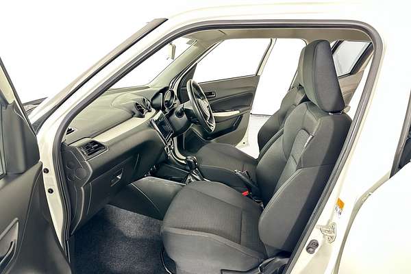 2023 Suzuki SWIFT GL NAVI AZ SERIES II