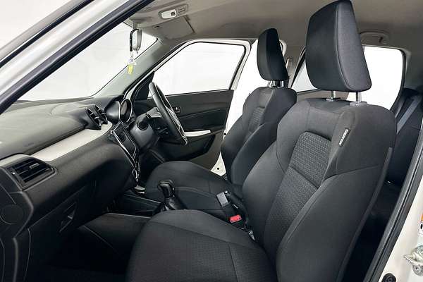 2023 Suzuki SWIFT GL NAVI AZ SERIES II