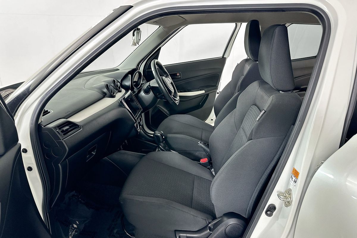 2023 Suzuki SWIFT GL NAVI AZ SERIES II