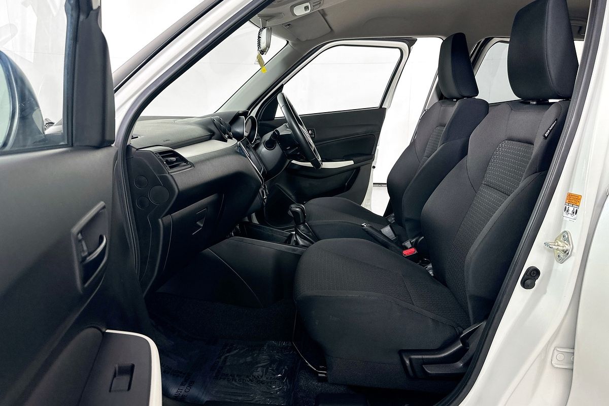 2023 Suzuki SWIFT GL NAVI AZ SERIES II