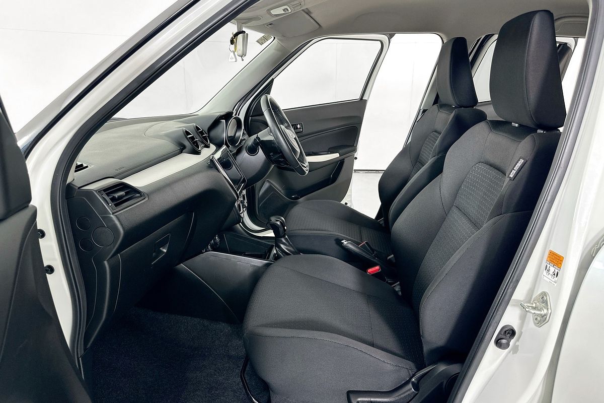 2023 Suzuki SWIFT GL NAVI AZ SERIES II