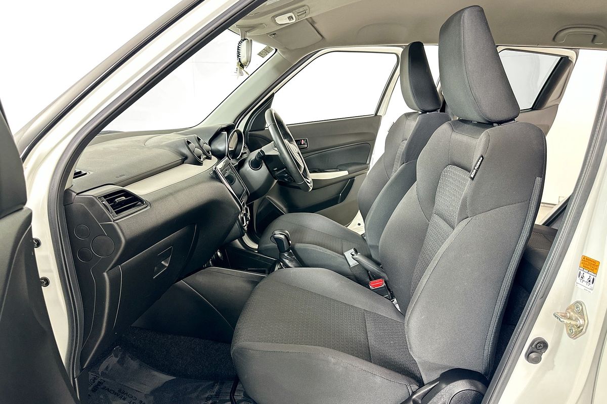 2023 Suzuki SWIFT GL NAVI AZ SERIES II