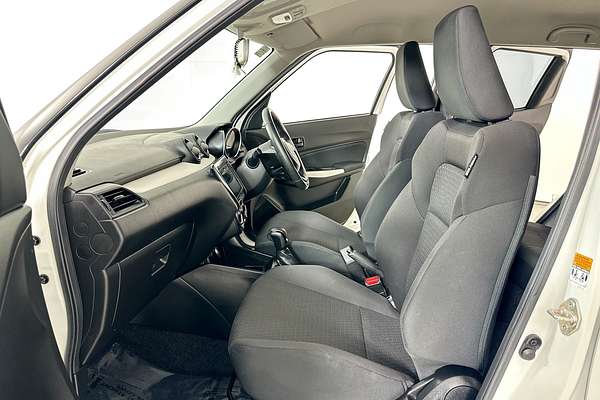 2023 Suzuki SWIFT GL NAVI AZ SERIES II