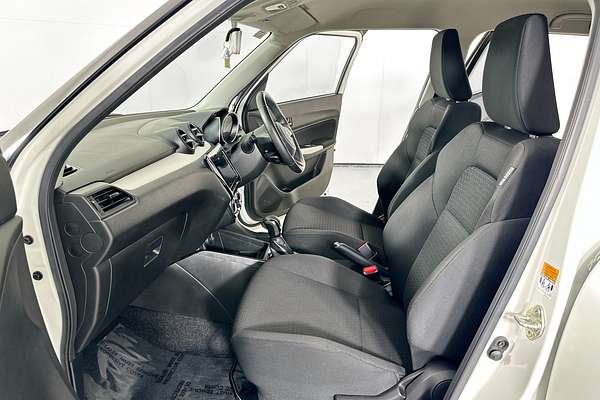 2023 Suzuki SWIFT GL NAVI AZ SERIES II