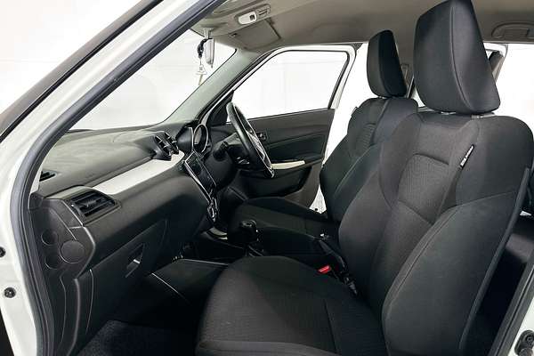 2023 Suzuki SWIFT GL NAVI AZ SERIES II