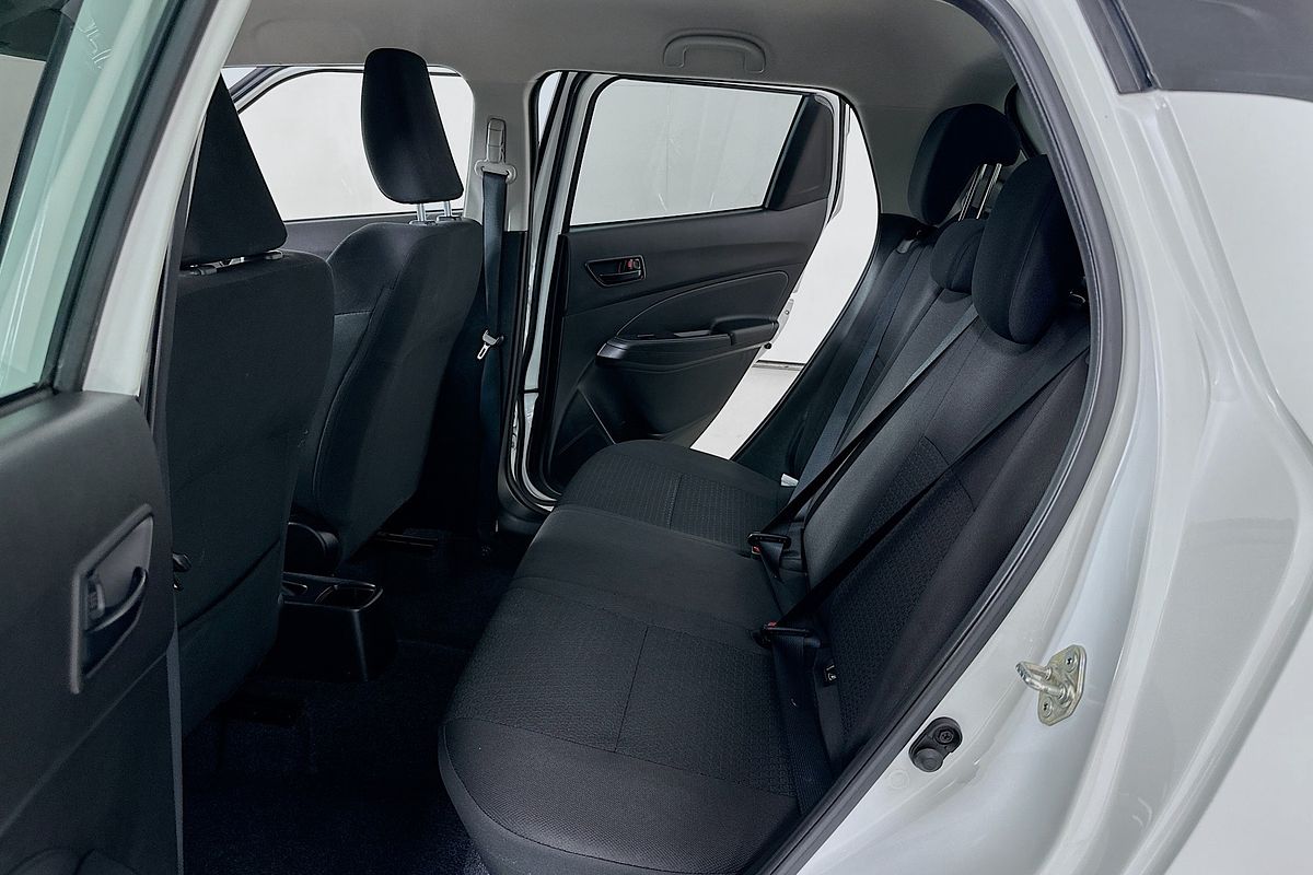 2023 Suzuki SWIFT GL NAVI AZ SERIES II