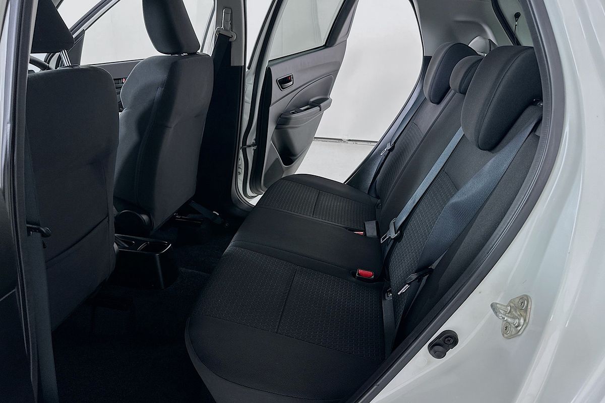 2020 Suzuki SWIFT GL NAVI AZ SERIES II