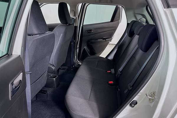 2023 Suzuki SWIFT GL NAVI AZ SERIES II