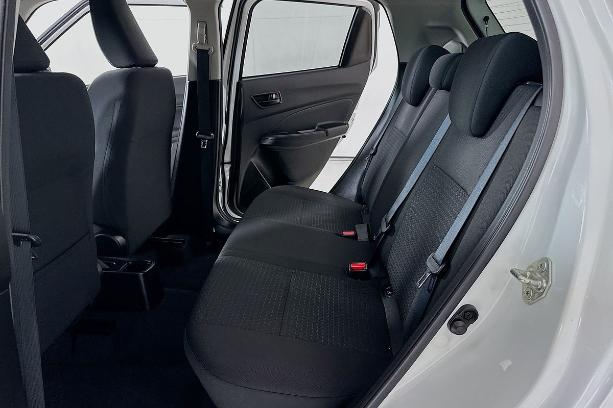 2023 Suzuki SWIFT GL NAVI AZ SERIES II