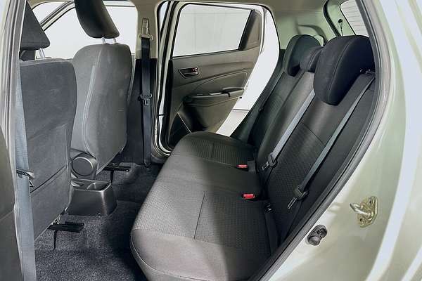 2023 Suzuki SWIFT GL NAVI AZ SERIES II