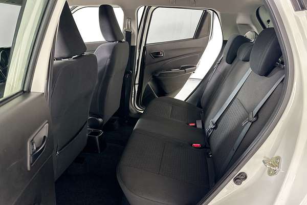 2023 Suzuki SWIFT GL NAVI AZ SERIES II