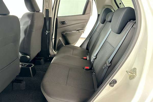 2023 Suzuki SWIFT GL NAVI AZ SERIES II