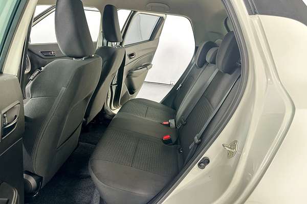 2023 Suzuki SWIFT GL NAVI AZ SERIES II