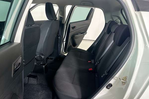 2023 Suzuki SWIFT GL NAVI AZ SERIES II