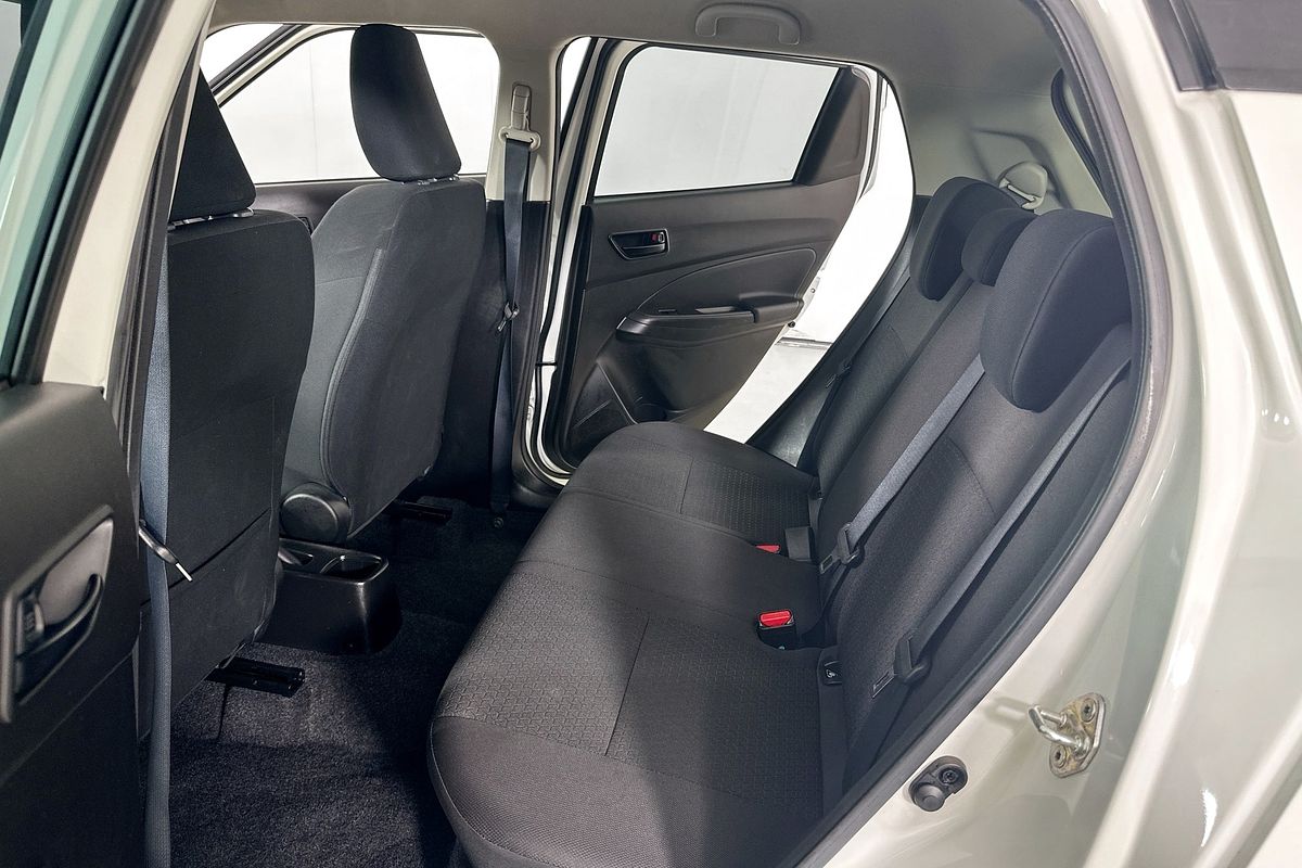 2023 Suzuki SWIFT GL NAVI AZ SERIES II