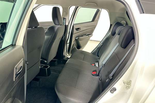 2023 Suzuki SWIFT GL NAVI AZ SERIES II