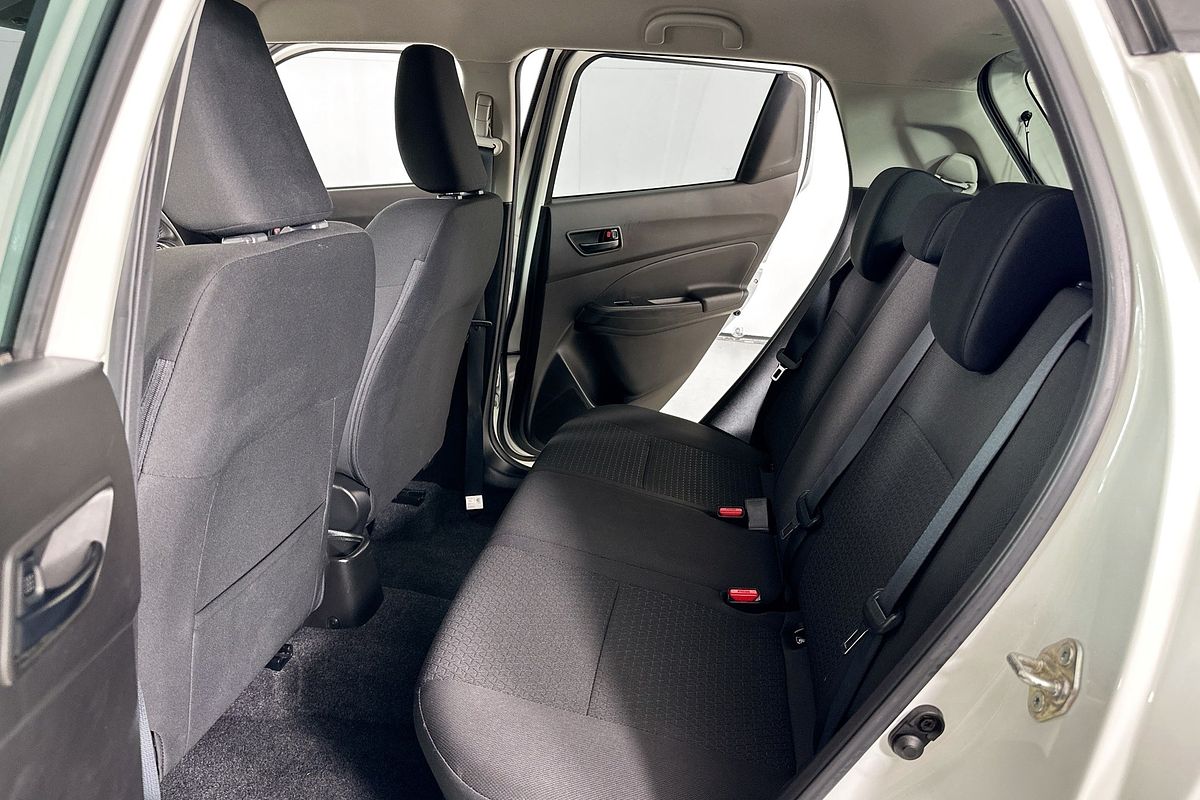 2023 Suzuki SWIFT GL NAVI AZ SERIES II