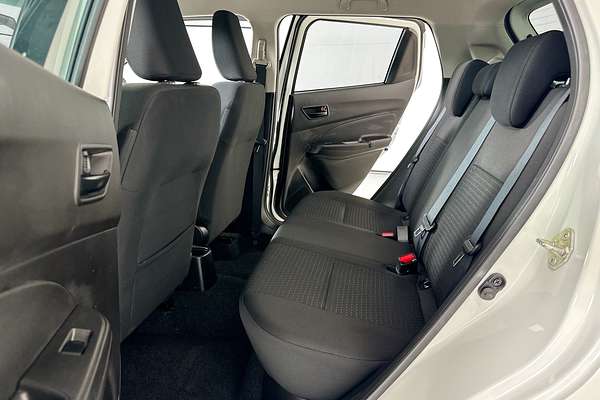 2023 Suzuki SWIFT GL NAVI AZ SERIES II