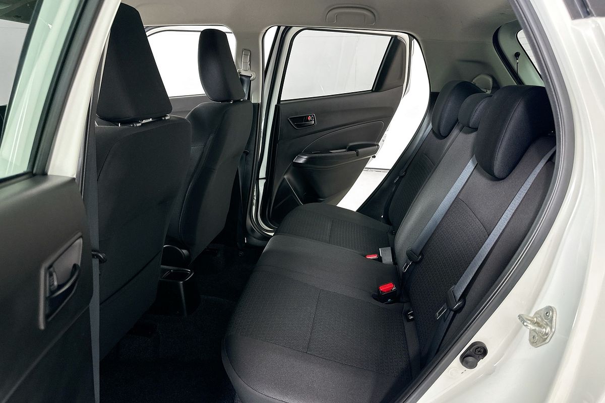 2023 Suzuki SWIFT GL NAVI AZ SERIES II