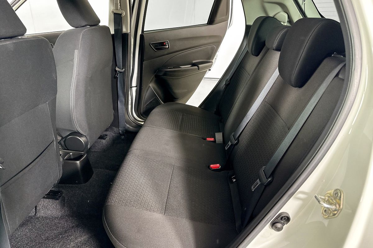 2023 Suzuki SWIFT GL NAVI AZ SERIES II