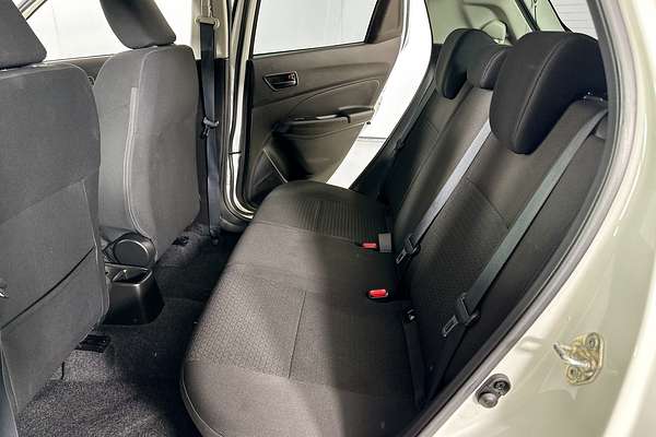 2023 Suzuki SWIFT GL NAVI AZ SERIES II