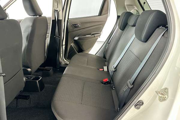 2023 Suzuki SWIFT GL NAVI AZ SERIES II