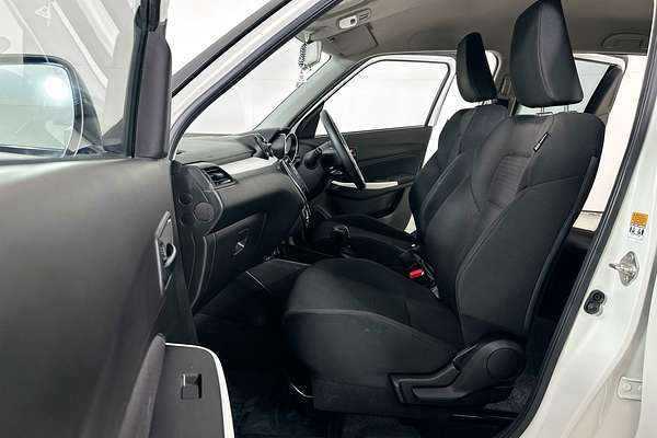 2023 Suzuki SWIFT GL NAVI AZ SERIES II