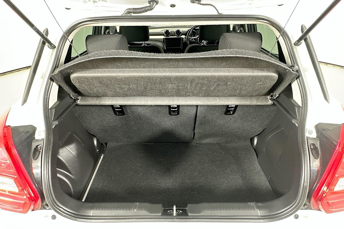 2021 Suzuki SWIFT GL NAVI AZ SERIES II