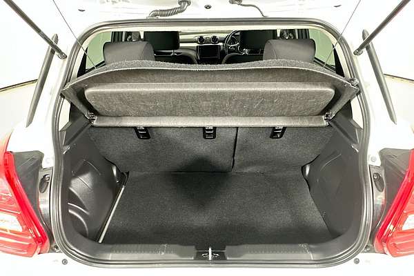 2021 Suzuki SWIFT GL NAVI AZ SERIES II