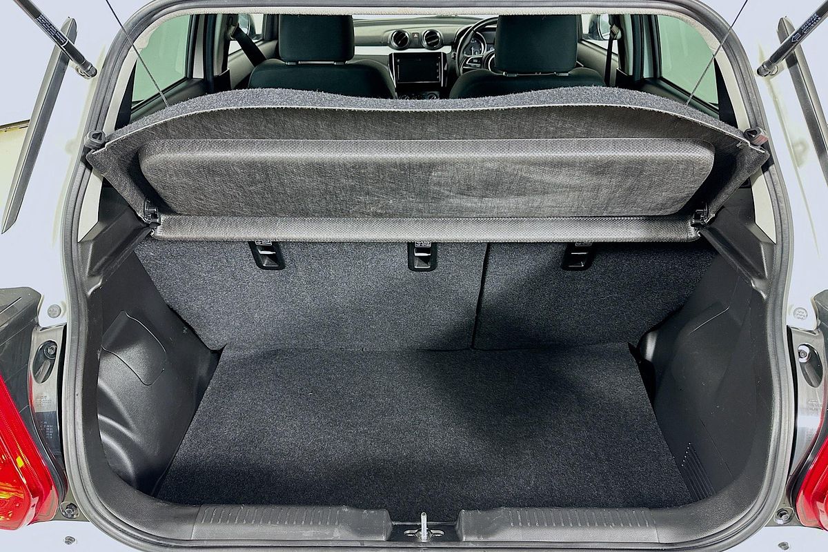 2023 Suzuki SWIFT GL NAVI AZ SERIES II