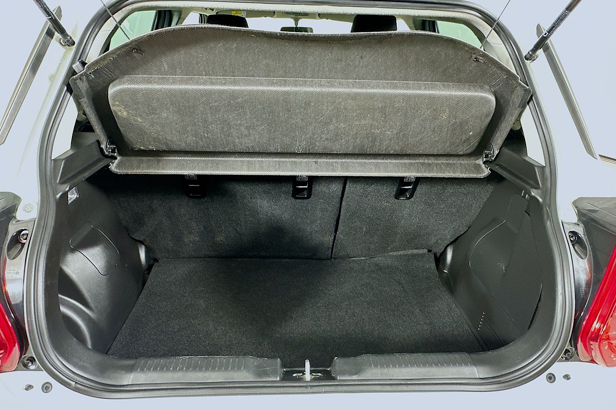 2023 Suzuki SWIFT GL NAVI AZ SERIES II