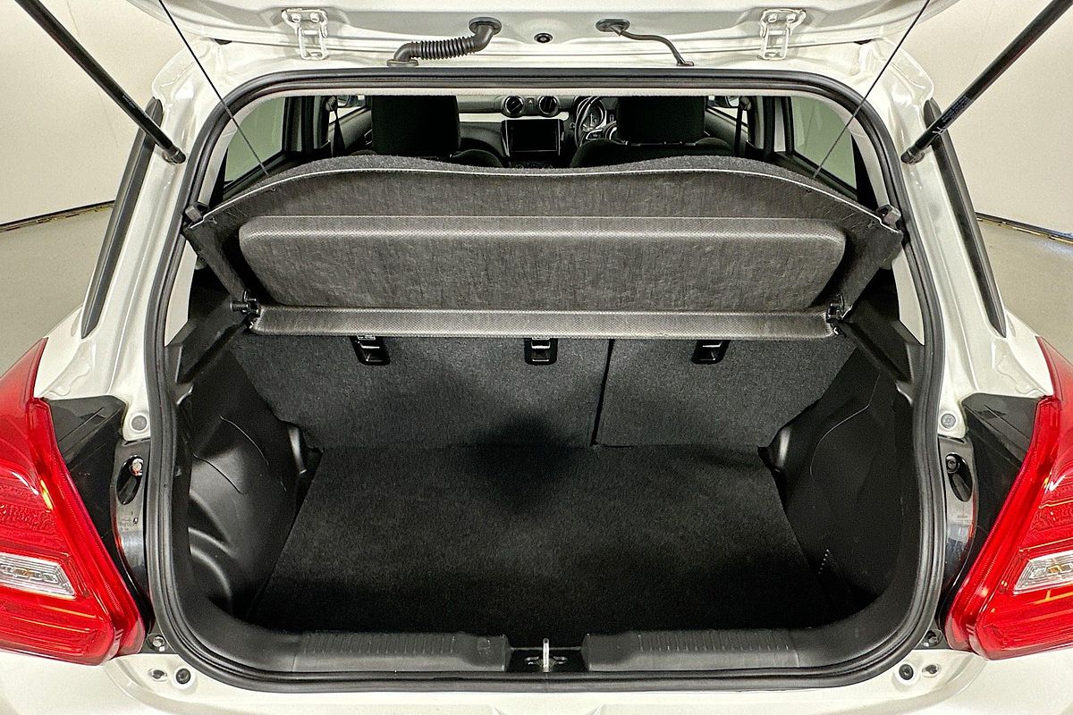 2023 Suzuki SWIFT GL NAVI AZ SERIES II