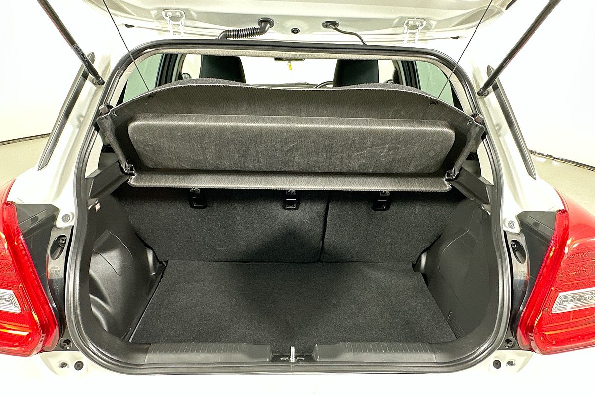 2023 Suzuki SWIFT GL NAVI AZ SERIES II