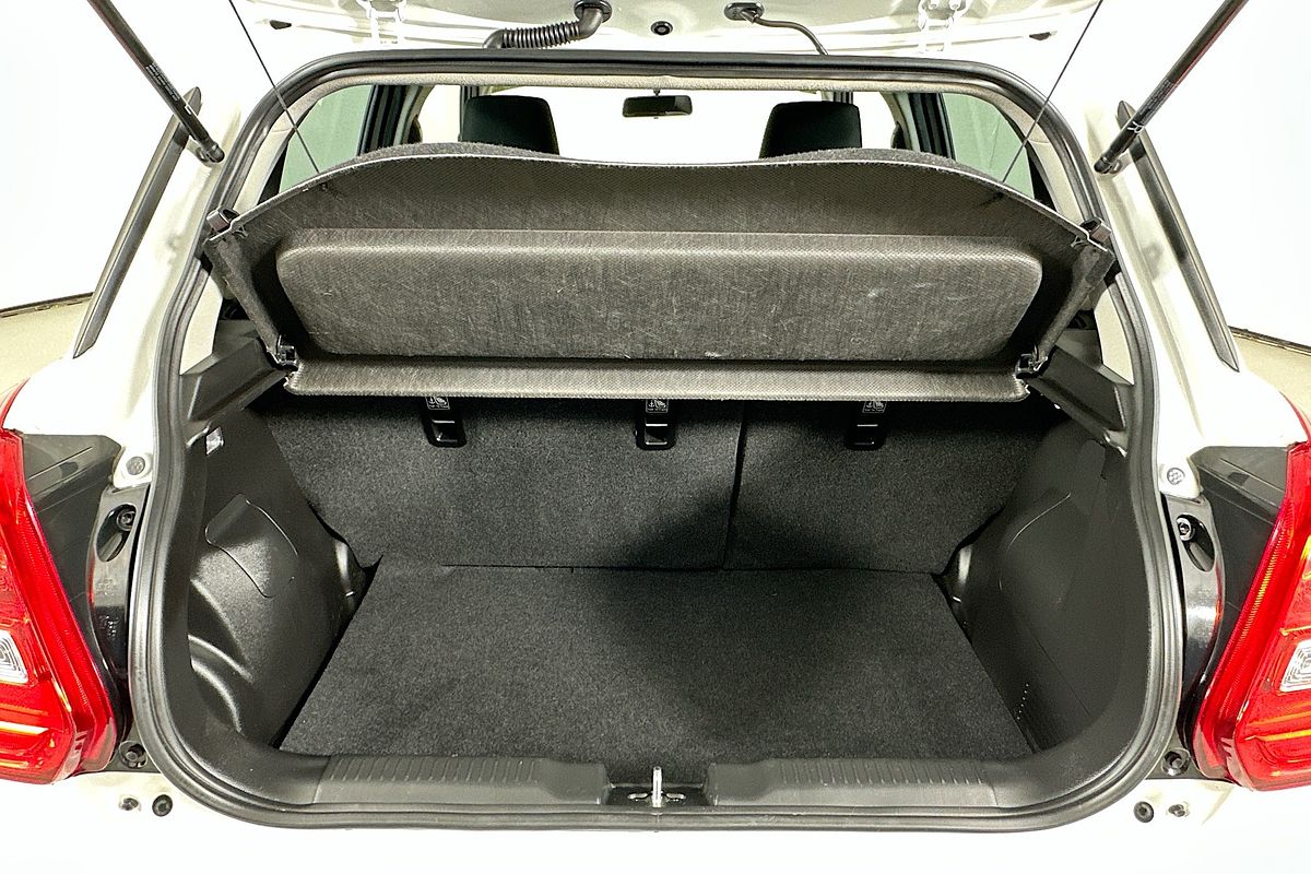 2023 Suzuki SWIFT GL NAVI AZ SERIES II