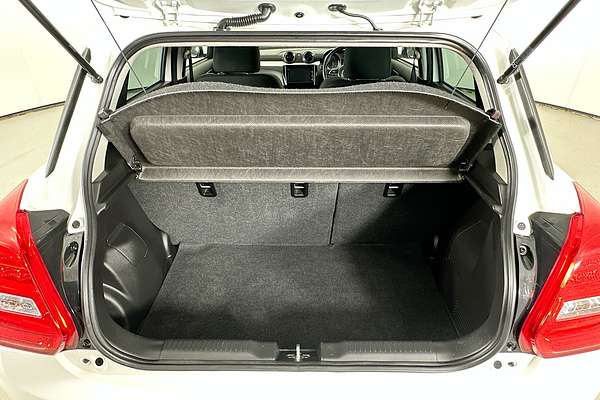 2023 Suzuki SWIFT GL NAVI AZ SERIES II