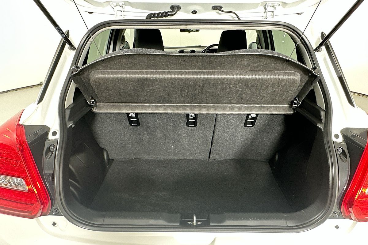 2023 Suzuki SWIFT GL NAVI AZ SERIES II