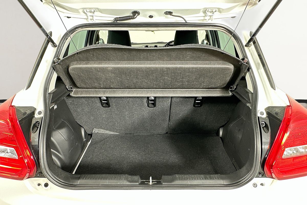 2023 Suzuki SWIFT GL NAVI AZ SERIES II