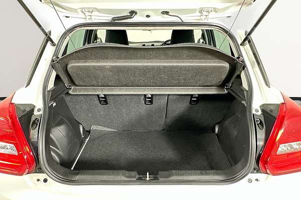 2023 Suzuki SWIFT GL NAVI AZ SERIES II