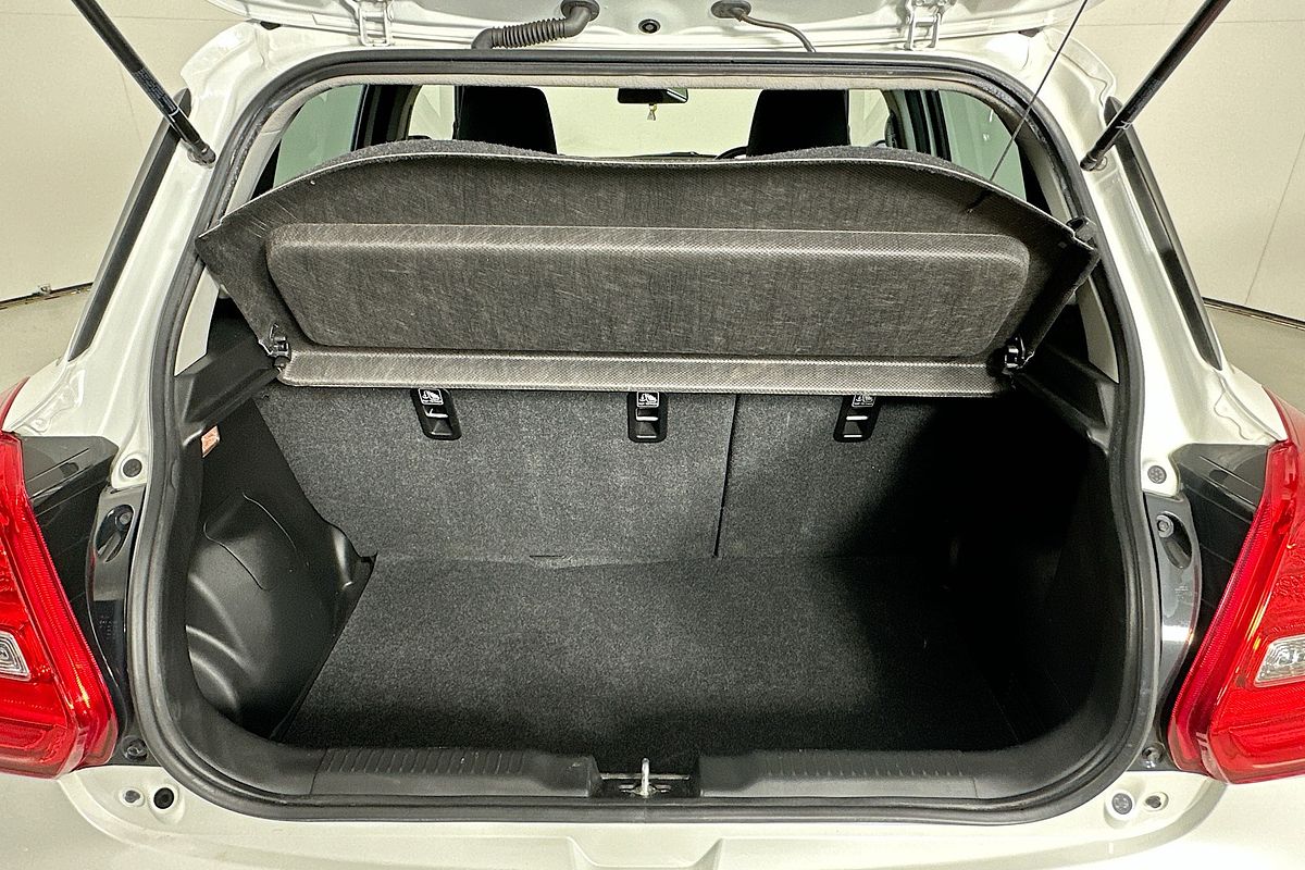 2023 Suzuki SWIFT GL NAVI AZ SERIES II