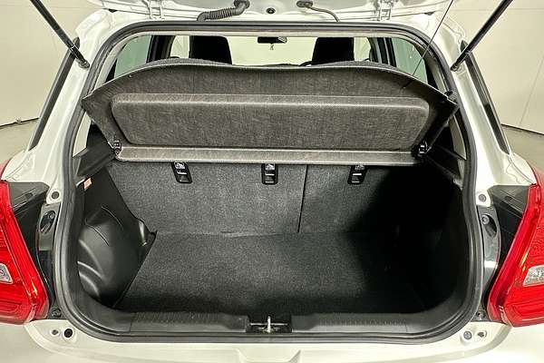 2023 Suzuki SWIFT GL NAVI AZ SERIES II