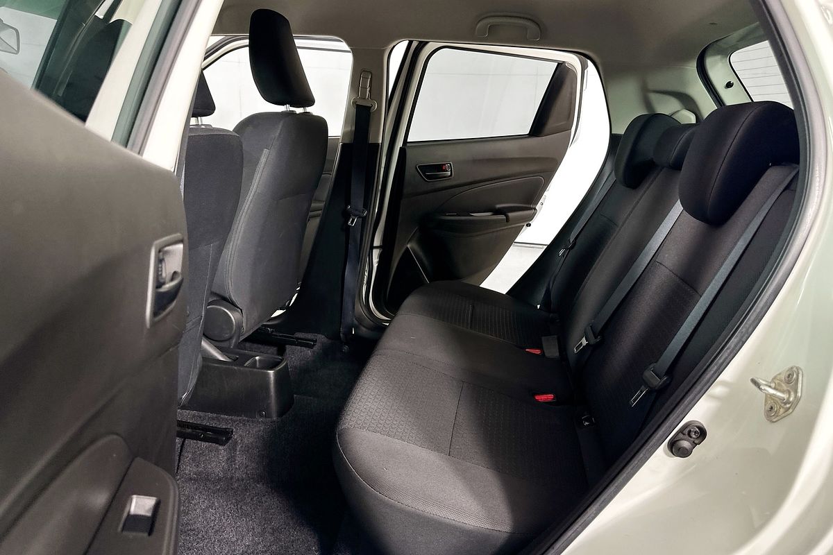 2023 Suzuki SWIFT GL NAVI AZ SERIES II